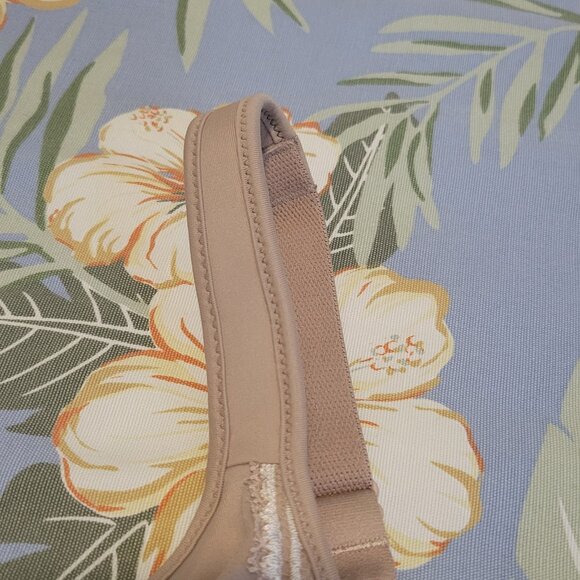 Olga Women's Butterfly Effect Minimizer Bra, Toasted Almond, 42DD, 35912 - Picture 4 of 6